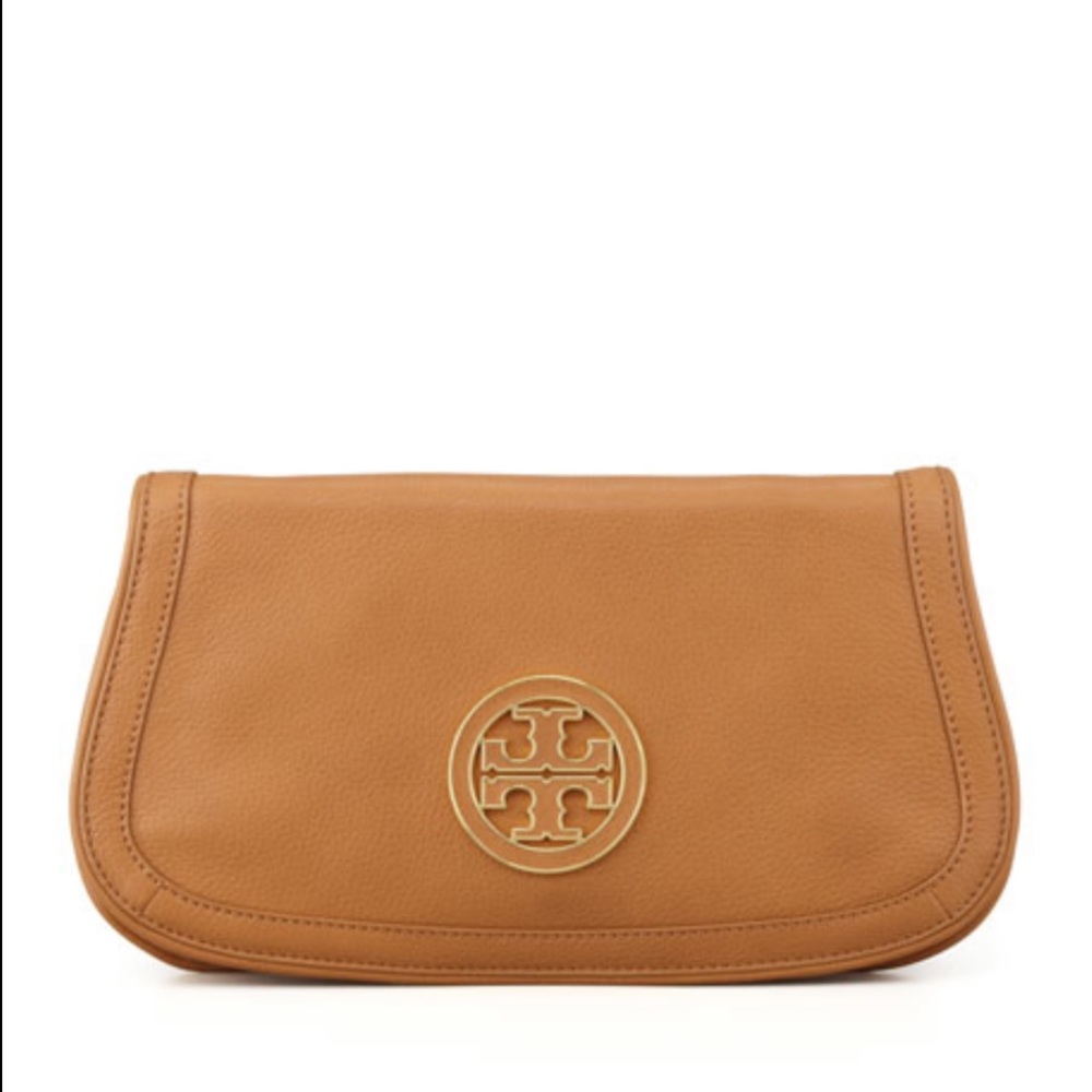 Tory Burch Amanda Logo Clutch